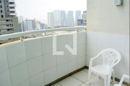 Varanda da Sala de kitnet/studio para alugar com 1 quarto, 55m² em Pituba, Salvador