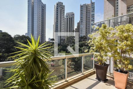 Varanda de apartamento à venda com 2 quartos, 162m² em Parque do Morumbi, São Paulo