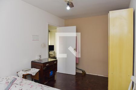 Quarto 1 de apartamento para alugar com 2 quartos, 48m² em Sarandi, Porto Alegre
