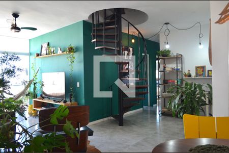 Apartamento à venda com 165m², 3 quartos e 2 vagas Apartamento à venda com 165m², 3 quartos e 2 vagasSala