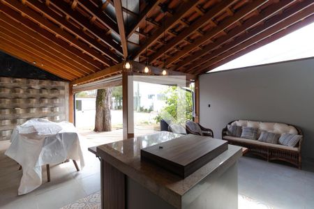 Casa para alugar com 628m², 5 quartos e 7 vagasChurrasqueira