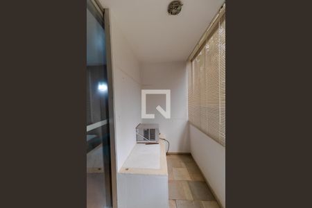 Casa para alugar com 628m², 5 quartos e 7 vagasSacada do Quarto 02