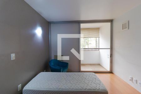 Casa para alugar com 628m², 5 quartos e 7 vagasQuarto 02