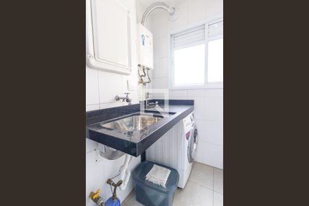 Apartamento à venda com 70m², 2 quartos e 1 vagaÁrea de Serviço