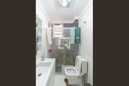 Banheiro de kitnet/studio para alugar com 1 quarto, 35m² em Bela Vista, São Paulo