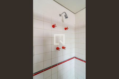 Apartamento à venda com 145m², 3 quartos e 2 vagas Apartamento à venda com 145m², 3 quartos e 2 vagasBanheiro da suíte 1