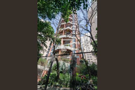 Apartamento à venda com 145m², 3 quartos e 2 vagas Apartamento à venda com 145m², 3 quartos e 2 vagasFachada