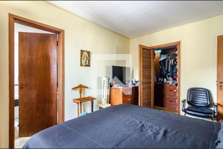 Apartamento à venda com 145m², 3 quartos e 2 vagas Apartamento à venda com 145m², 3 quartos e 2 vagasSuíte 1