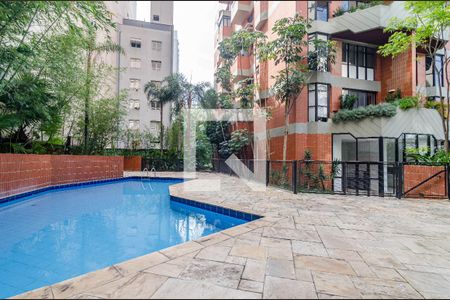 Apartamento à venda com 145m², 3 quartos e 2 vagas Apartamento à venda com 145m², 3 quartos e 2 vagasPiscina
