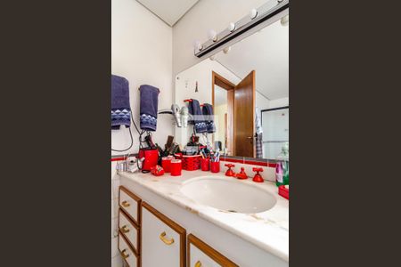 Apartamento à venda com 145m², 3 quartos e 2 vagas Apartamento à venda com 145m², 3 quartos e 2 vagasBanheiro da suíte 1