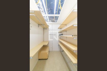 Apartamento à venda com 578m², 5 quartos e 2 vagasCloset