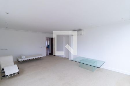 Apartamento à venda com 578m², 5 quartos e 2 vagasSuíte 1