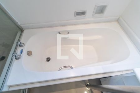 Apartamento à venda com 578m², 5 quartos e 2 vagasBanheiro da Suíte 3