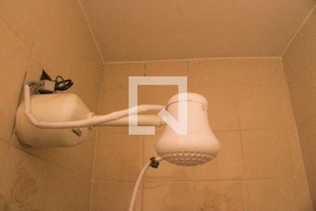 Casa à venda com 180m², 3 quartos e 2 vagas Casa à venda com 180m², 3 quartos e 2 vagasDucha