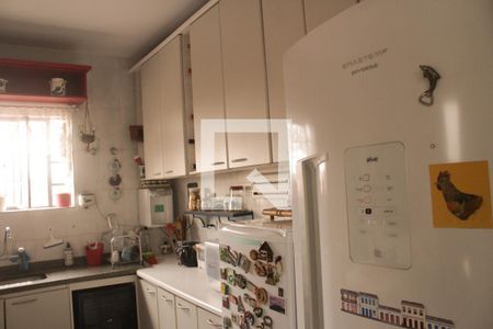 Casa à venda com 180m², 3 quartos e 2 vagas Casa à venda com 180m², 3 quartos e 2 vagasCozinha