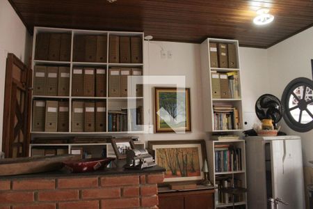 Casa à venda com 180m², 3 quartos e 2 vagas Casa à venda com 180m², 3 quartos e 2 vagasSalao de Festa