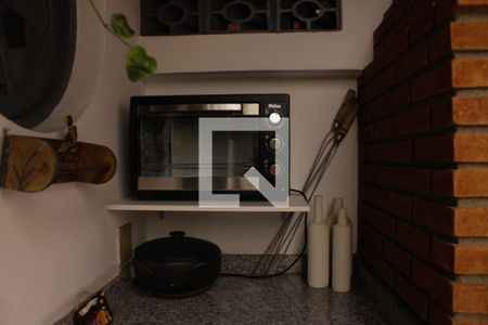 Casa à venda com 180m², 3 quartos e 2 vagas Casa à venda com 180m², 3 quartos e 2 vagasChurrasqueira