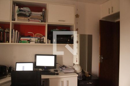 Casa à venda com 180m², 3 quartos e 2 vagas Casa à venda com 180m², 3 quartos e 2 vagasQuarto 3