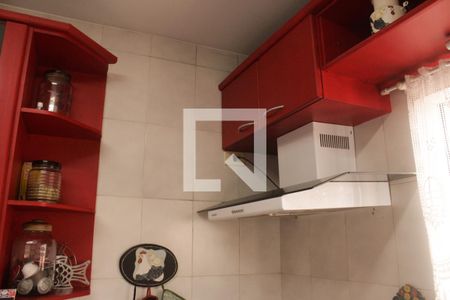 Casa à venda com 180m², 3 quartos e 2 vagas Casa à venda com 180m², 3 quartos e 2 vagasCozinha - Armários