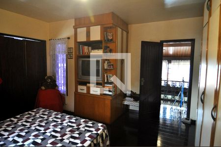 Casa à venda com 269m², 3 quartos e 5 vagasQuarto 2