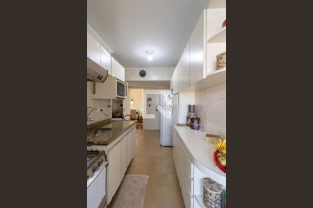 Apartamento à venda com 83m², 2 quartos e 1 vaga Apartamento à venda com 83m², 2 quartos e 1 vagaCozinha