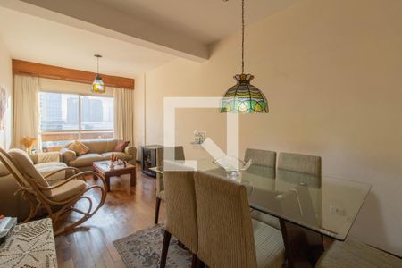 Apartamento à venda com 83m², 2 quartos e 1 vaga Apartamento à venda com 83m², 2 quartos e 1 vagaSala