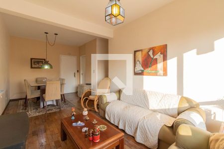 Apartamento à venda com 83m², 2 quartos e 1 vaga Apartamento à venda com 83m², 2 quartos e 1 vagaSala