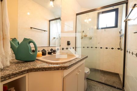 Apartamento para alugar com 180m², 3 quartos e 3 vagas Apartamento para alugar com 180m², 3 quartos e 3 vagasBanheiro da Suíte 1