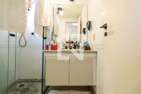 Apartamento para alugar com 180m², 3 quartos e 3 vagas Apartamento para alugar com 180m², 3 quartos e 3 vagasBanheiro da Suíte 2