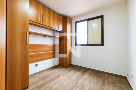 Quarto 1 de apartamento para alugar com 2 quartos, 53m² em Vila Campestre, São Paulo