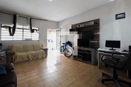 Sala de casa à venda com 2 quartos, 250m² em Jardim Dourado, Guarulhos