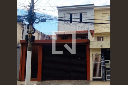 Casa à venda com 200m², 3 quartos e 2 vagasFachada