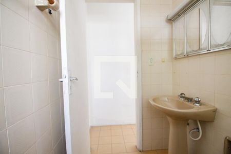 Casa à venda com 200m², 3 quartos e 2 vagasBanheiro do Quarto 1