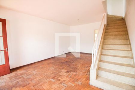 Sala de casa à venda com 3 quartos, 200m² em Vila Gustavo, São Paulo