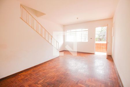 Sala de casa à venda com 3 quartos, 200m² em Vila Gustavo, São Paulo