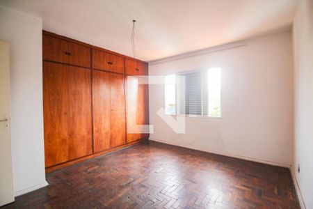 Casa à venda com 200m², 3 quartos e 2 vagasQuarto 3