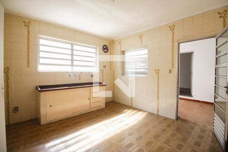 Casa à venda com 200m², 3 quartos e 2 vagasCozinha