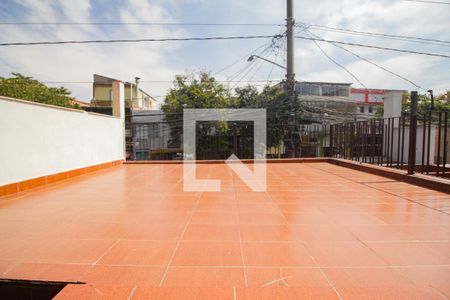 varanda Sala de casa à venda com 3 quartos, 200m² em Vila Gustavo, São Paulo