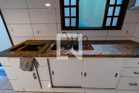 Casa para alugar com 160m², 3 quartos e 2 vagas Casa para alugar com 160m², 3 quartos e 2 vagasCozinha