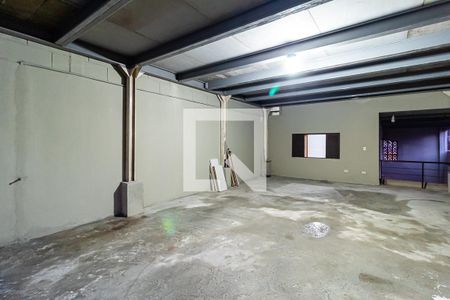 Garagem de casa para alugar com 3 quartos, 160m² em Vila Mariana, Ferraz de Vasconcelos