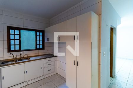 Casa para alugar com 160m², 3 quartos e 2 vagas Casa para alugar com 160m², 3 quartos e 2 vagasCozinha