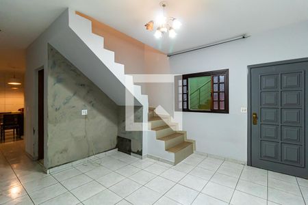 Sala de casa para alugar com 3 quartos, 160m² em Vila Mariana, Ferraz de Vasconcelos