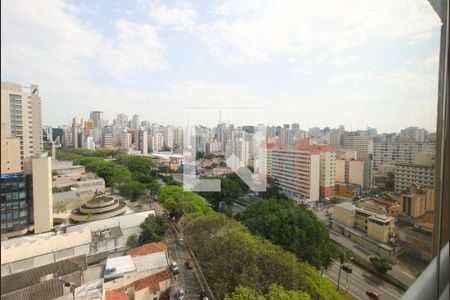 Studio para alugar com 27m², 1 quarto e sem vaga Studio para alugar com 27m², 1 quarto e sem vagaVaranda - Vista