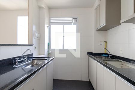 Cozinha e Área de Serviço de apartamento para alugar com 2 quartos, 38m² em Santo Antônio, São José dos Pinhais