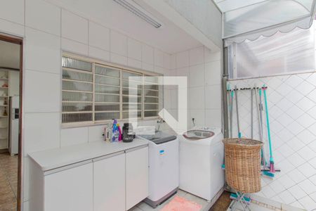 Casa à venda com 143m², 3 quartos e 3 vagasÁrea de Serviço