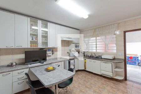 Casa à venda com 143m², 3 quartos e 3 vagasCozinha 