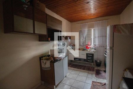 Casa à venda com 300m², 4 quartos e 4 vagas Casa à venda com 300m², 4 quartos e 4 vagasCasa 5