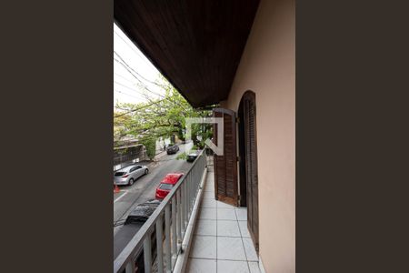 Casa à venda com 300m², 4 quartos e 4 vagas Casa à venda com 300m², 4 quartos e 4 vagasCasa 5