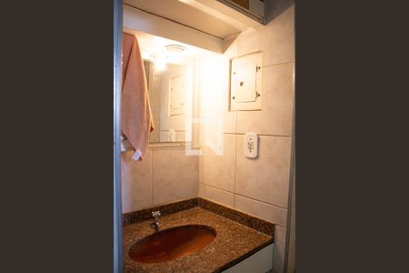 Apartamento para alugar com 100m², 3 quartos e 1 vaga Apartamento para alugar com 100m², 3 quartos e 1 vagaDetalhe banheiro