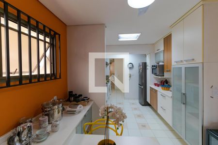 Apartamento à venda com 185m², 3 quartos e 2 vagasCozinha